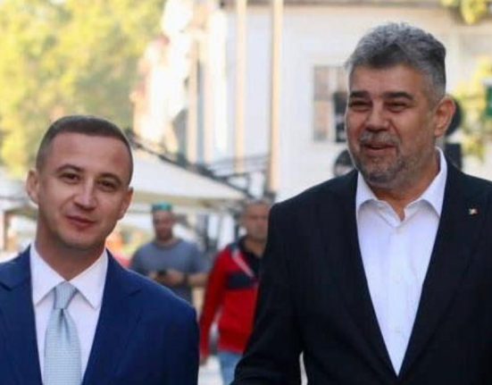 Ciolacu dupa ce Simonis ia spus pe TikTok ca toti iau dat voturi lui Simion a fost o gluma pe TikTok iti permiti glume