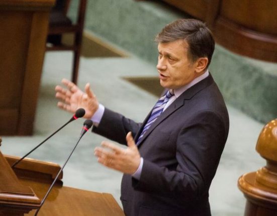 Crin Antonescu Exista similitudini infioratoare intre discursul lui Hitler si cel al lui Georgescu E un ceausist intarziat