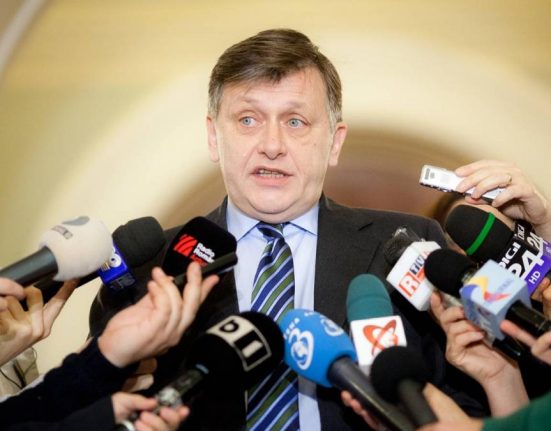 Crin Antonescu Sunt foarte posibil foarte probabil candidatul Coalitiei A primit oferta sa candideze la prezidentiale in 2024