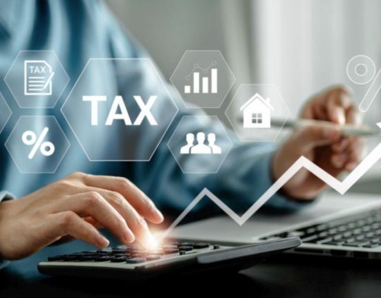Guvernul a aprobat taxa pe stalp de 1 la suta Ministrul Finantelor explica aplicarea