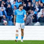 PSG il doreste pe Khvicha Kvaratskhelia Transferul ar putea costa 100 de milioane de euro