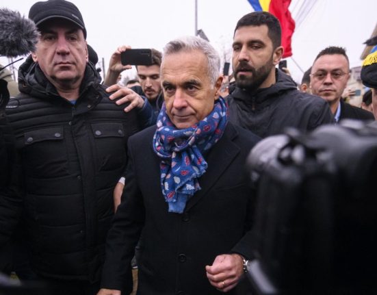 Calin Georgescu a refuzat sa spuna daca e ofiter secret