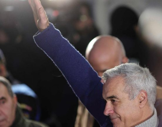 Calin Georgescu a salutat nazist la Parchet acuzat de fascism