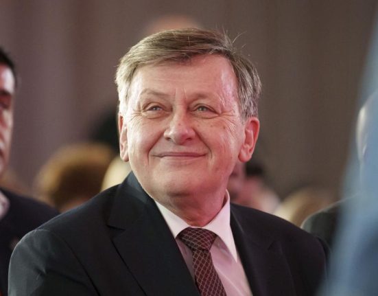 Crin Antonescu Demisia presedintelui Iohannis nu ar aduce instabilitate suspendarea da