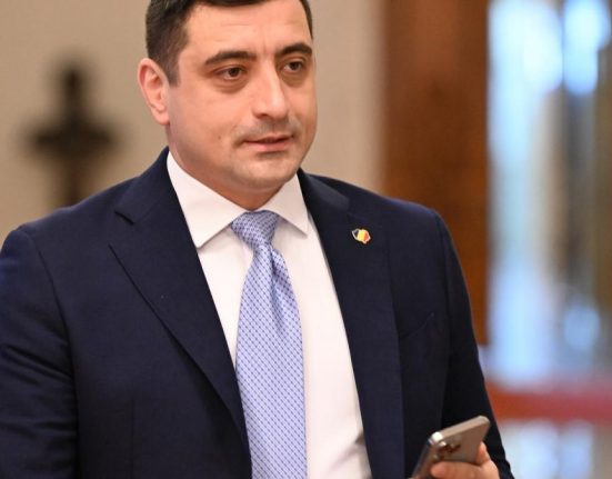 Motiunea AUR SOS si POT fara sanse in Parlament Accuzatii contra lui George Simion