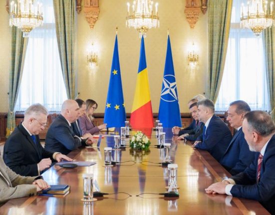 PSD se opune trimiterii de trupe romanesti in Ucraina Anuntul lui Marcel Ciolacu dupa discutiile cu Ilie Bolojan la Cotroceni