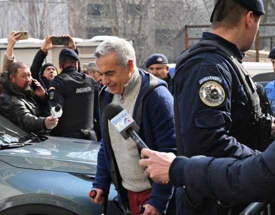 Potra i a cerut lui Frank Timis 35 milioane pentru Calin Georgescu Dl Georgescu a spus ca poate negocia orice cu dvs