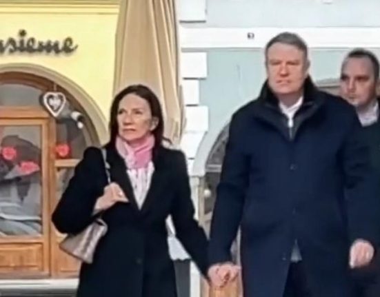 Prima aparitie publica a lui Klaus Iohannis dupa demisie