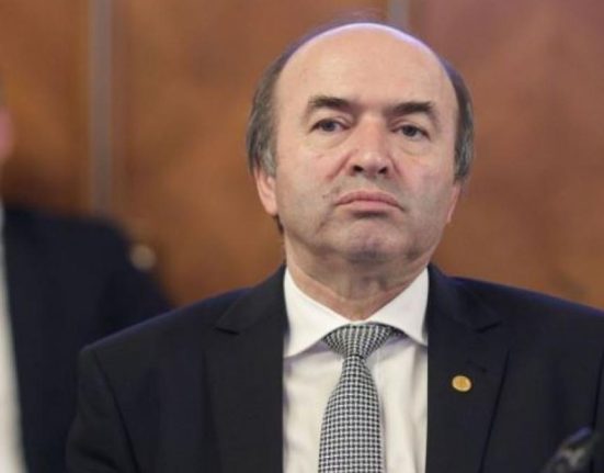 Tudorel Toader despre demisia lui Iohannis A fost calculata Ce zice despre Ilie Bolojan viitorul presedinte interimar al Romaniei
