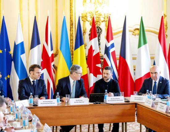 Bolojan intrebat daca Romania ar trebui sa ceara arme nucleare Planurile NATO sunt suficiente