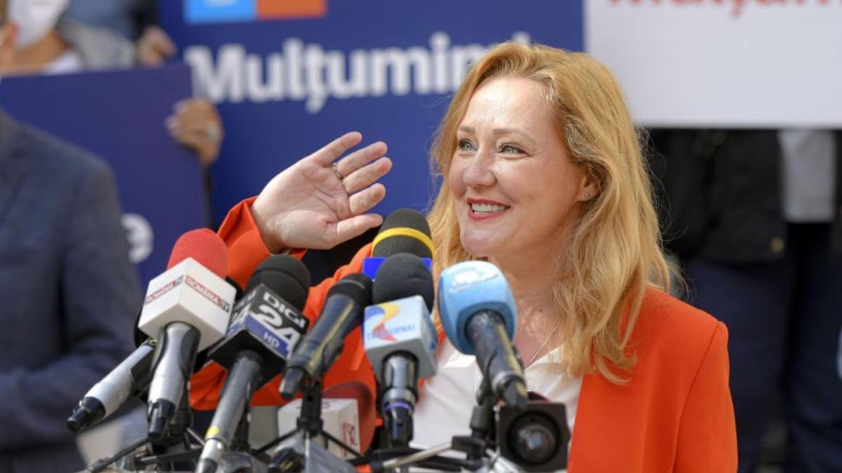 Elena Lasconi candidat prezidential 2025 din partea USR