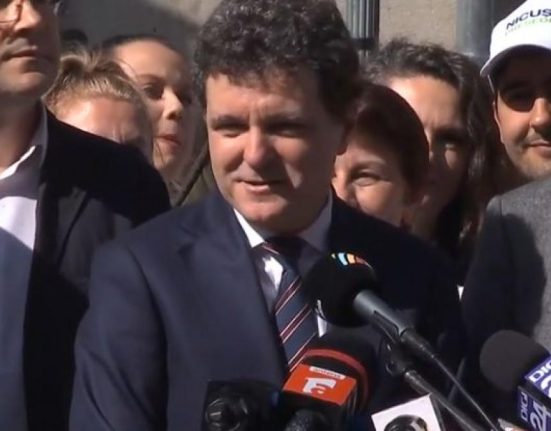 Nicusor Dan si a depus candidatura la prezidentiale Nu ma voi retrage Respect decizia USR daca merg cu Lasconi