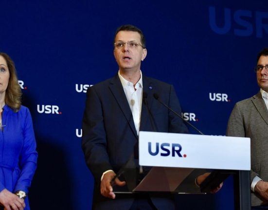 Raspunsul lui Ionut Mosteanu pentru Crin Antonescu Ai fost printre cei mai chiulangii V am stricat combinatiile