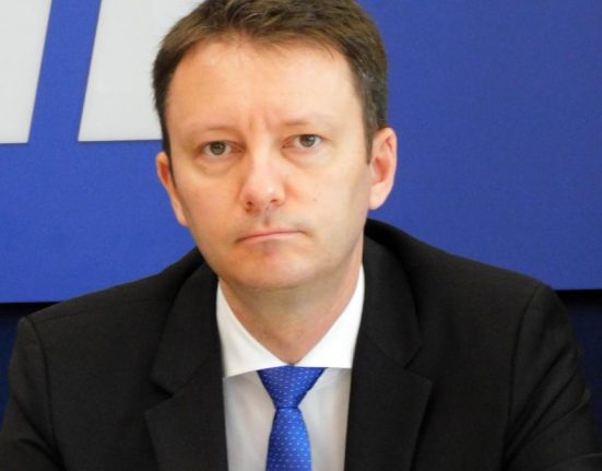 Siegfried Muresan E greu sa redirectionezi fondurile spre aparare