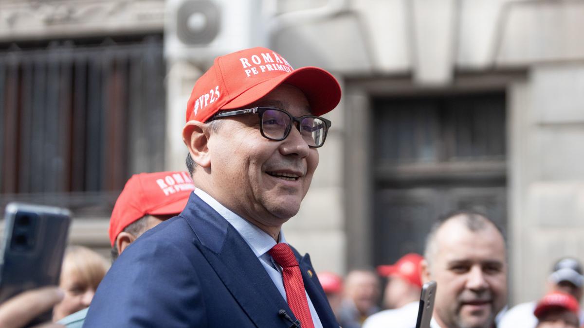 Victor Ponta raspunde criptic despre statutul sau de ofiter SIE