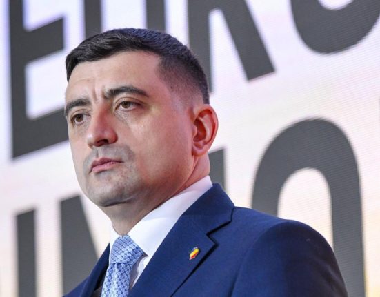 AUR se destrama membri parasesc partidul lui Simion