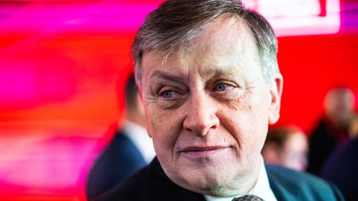Crin Antonescu despre Viktor Orban Nu impartasesc multe pareri cu el dar este un model