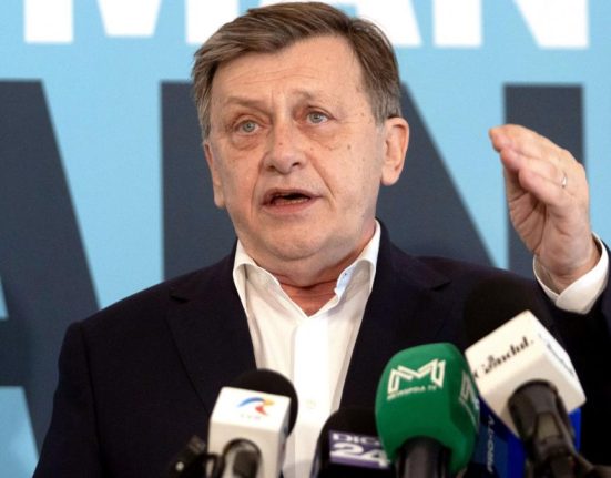 Crin Antonescu sa intalnit cu primari si ministrul Burduja