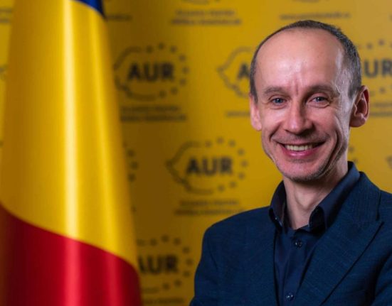 Deputat AUR afirmatii controversate Joaca fetitelor cu anumite papusi duce la hipersexualizare precoce