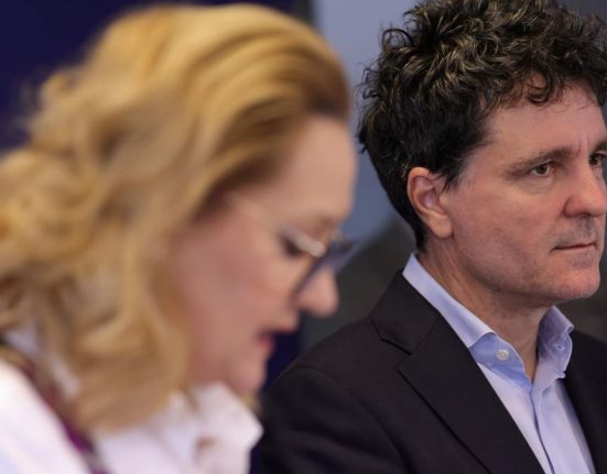 Elena Lasconi Nicusor Dan i a cerut retragerea pentru Nicolae Ciuca la alegerile din 2024 Ce declara primarul general