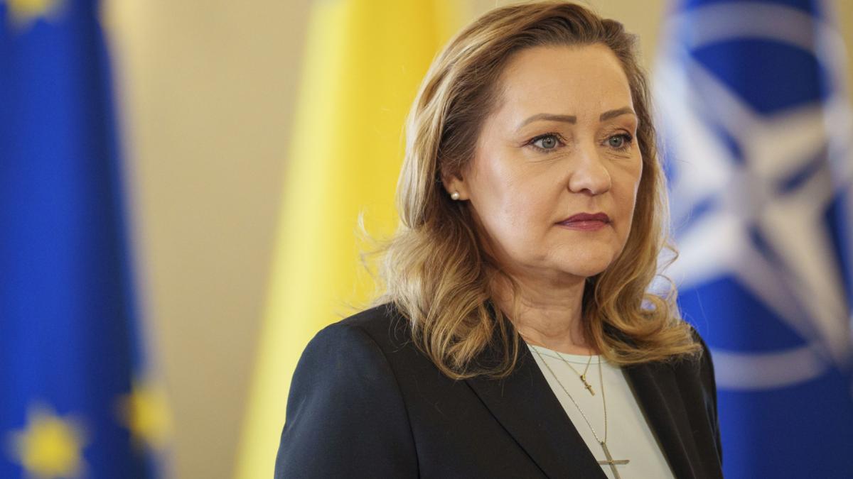 Elena Lasconi a vorbit despre indoiala in Dumnezeu A fost cu mare suferinta eram foarte tanara