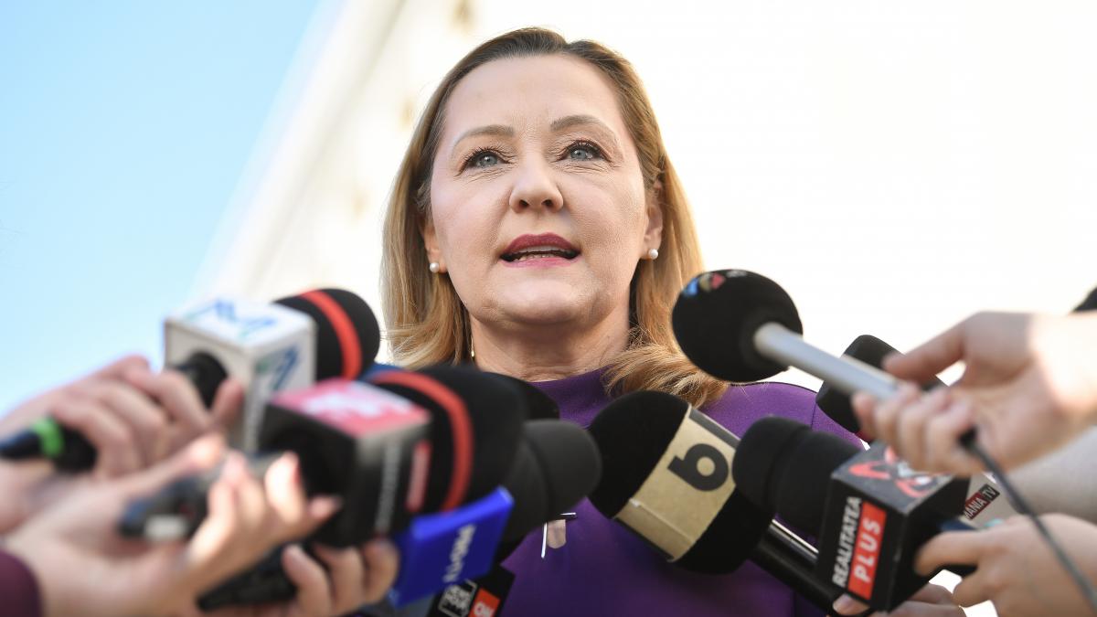 Elena Lasconi cere sprijinul USR in razboiul cu pucistii