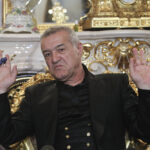 Pe el nu l poti inlocui Becali il sprijina pe Cretu in ciuda tensiunilor din vestiar
