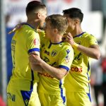 Petrolul 4 0 Gloria Buzau Buzoienii cedeaza ploiestenii urca in play out
