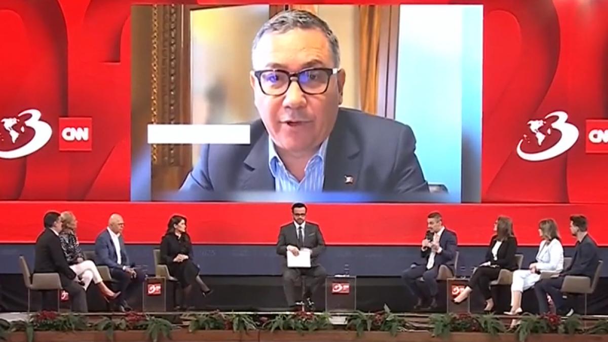 Victor Ponta si a vopsit parul ca Calin Georgescu