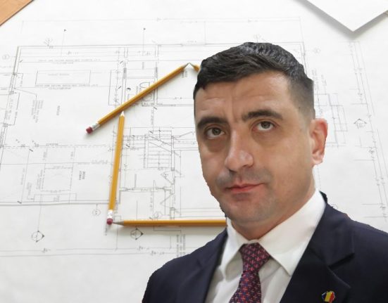 AUR promite in program Case la 1 leu dupa ce Simion a recunoscut pacaleala cu cele de 35000 de euro