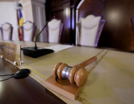 CCR judeca azi cererea unui candidat prezidential privind anularea turului intai