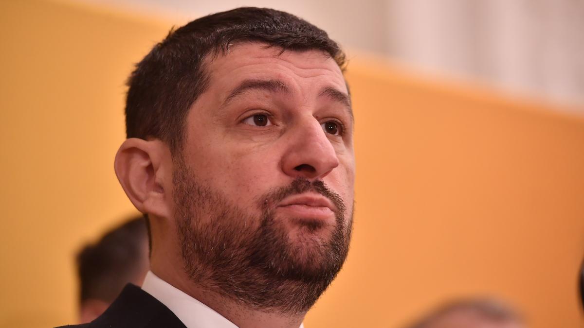 Cum explica AUR programul Case la 1 leu