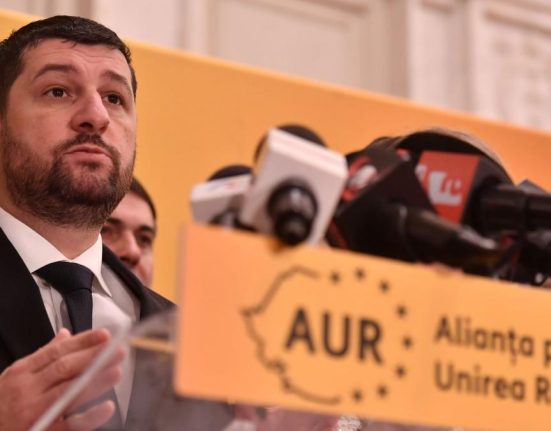 Institutul de Investigare a Crimelor Comunismului face plangere lui Marius Lulea