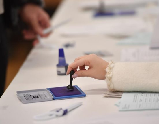 MAE acuza partidul lui George Simion de manipulare electorala