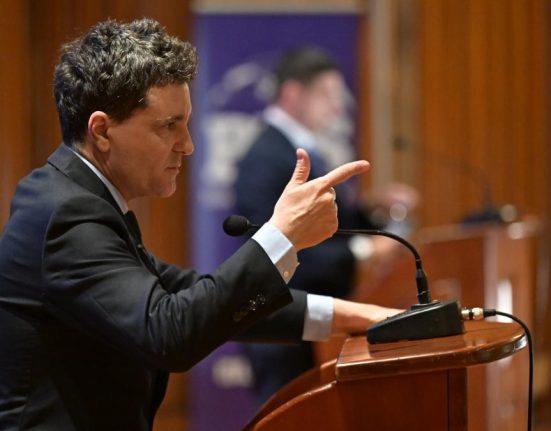 Nicusor Dan Romania nu poate discuta despre alegeri anticipate sau Calin Georgescu prim ministru