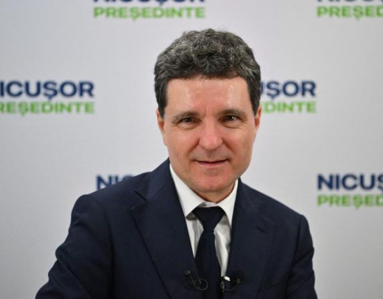 Nicusor Dan despre finala prezidentiala Romanii au optiuni opuse vocea partidelor conteaza putin