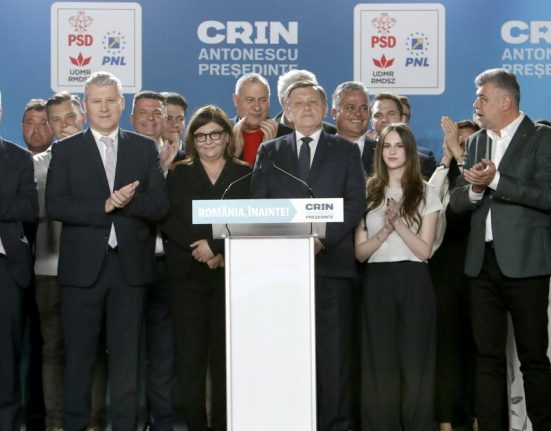 Surse PNL il va sprijini pe Nicusor Dan in turul doi