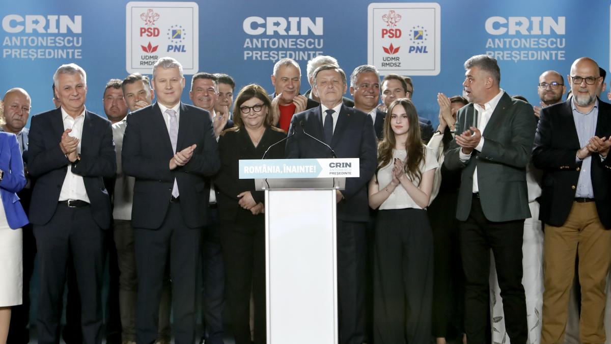 Surse PNL il va sprijini pe Nicusor Dan in turul doi