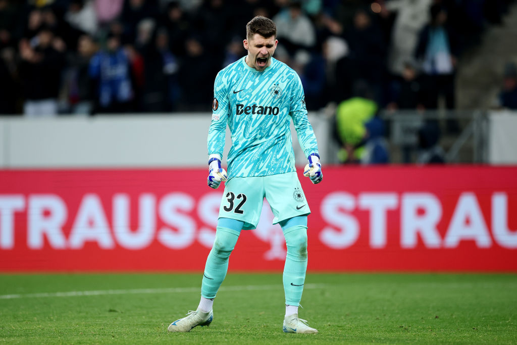 Tarnovanu pe podium in Europa League Portarul FCSB ului al doilea in clasamentul meciurilor fara gol primit