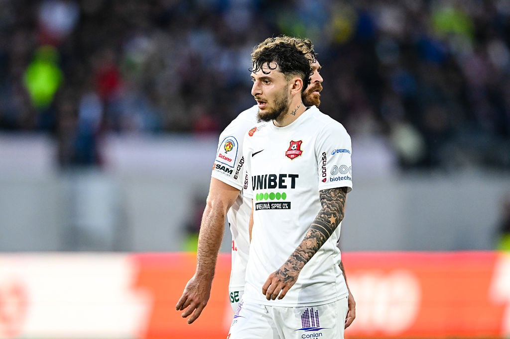 Tensiuni la transferul lui Ianis Stoica Hermannstadt acuza Dinamo de negociere ilegala