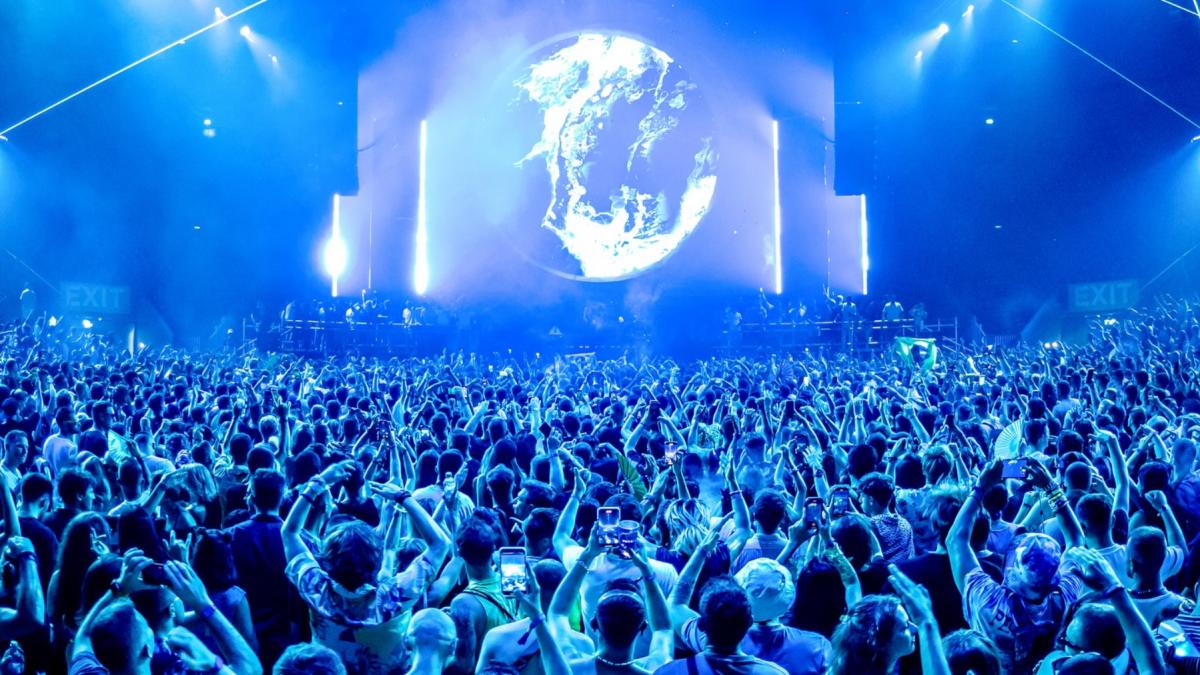 UNTOLD ofera vouchere de 150 lei pentru vot