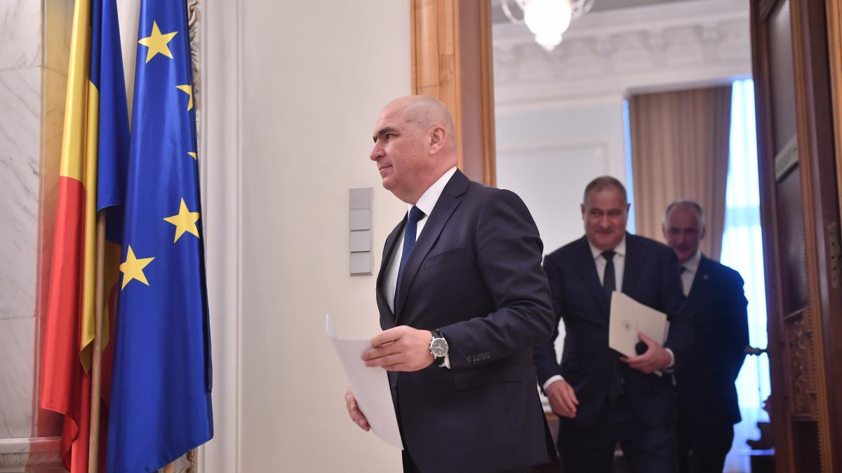 Bolojan Impozitele pe case tereni si masini vor creste probabil din 2026