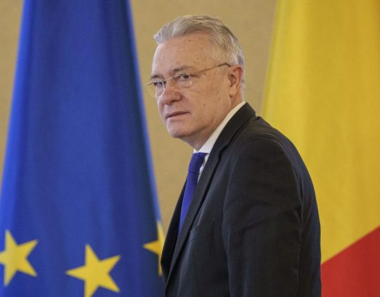 Cristian Diaconescu ramane consilier prezidential aparare