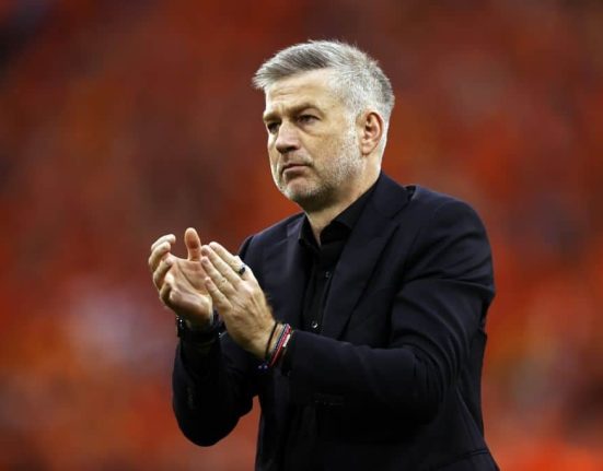 Edi Iordanescu se intoarce in fotbal