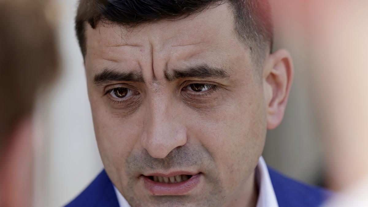 George Simion indemna moldovenii sa voteze partide pro ruse