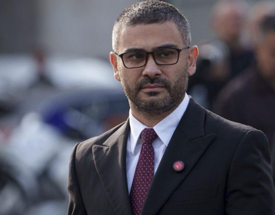 Liderii PSD au decis sa l lase pe Ilie Bolojan sa deschida rotativa premierilor
