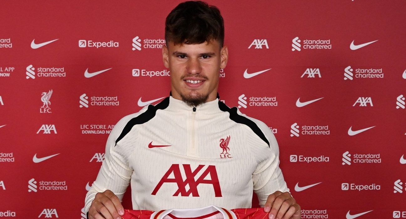 Liverpool isi intareste echipa cu Milos Kerkez