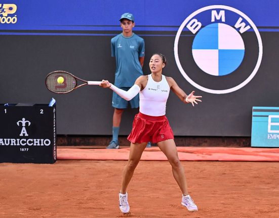 Qinwen Zheng o acuza pe Sabalenka de comportament incorect