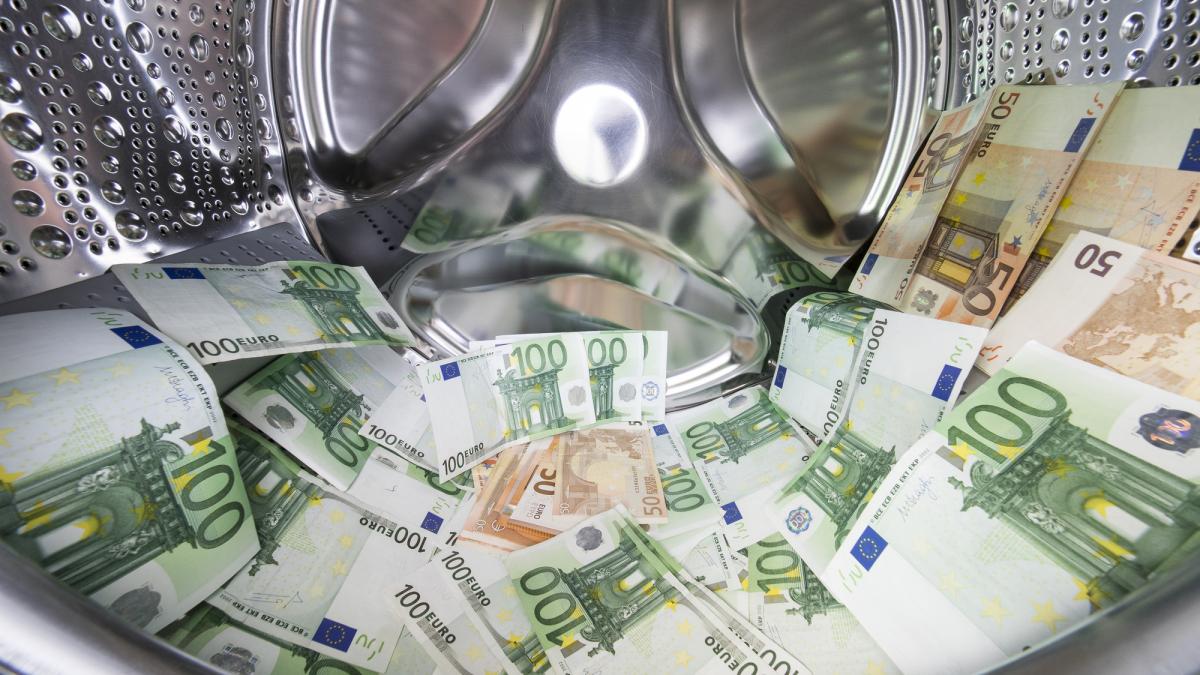 Romania a facut progrese limitate in combaterea spalarii banelor