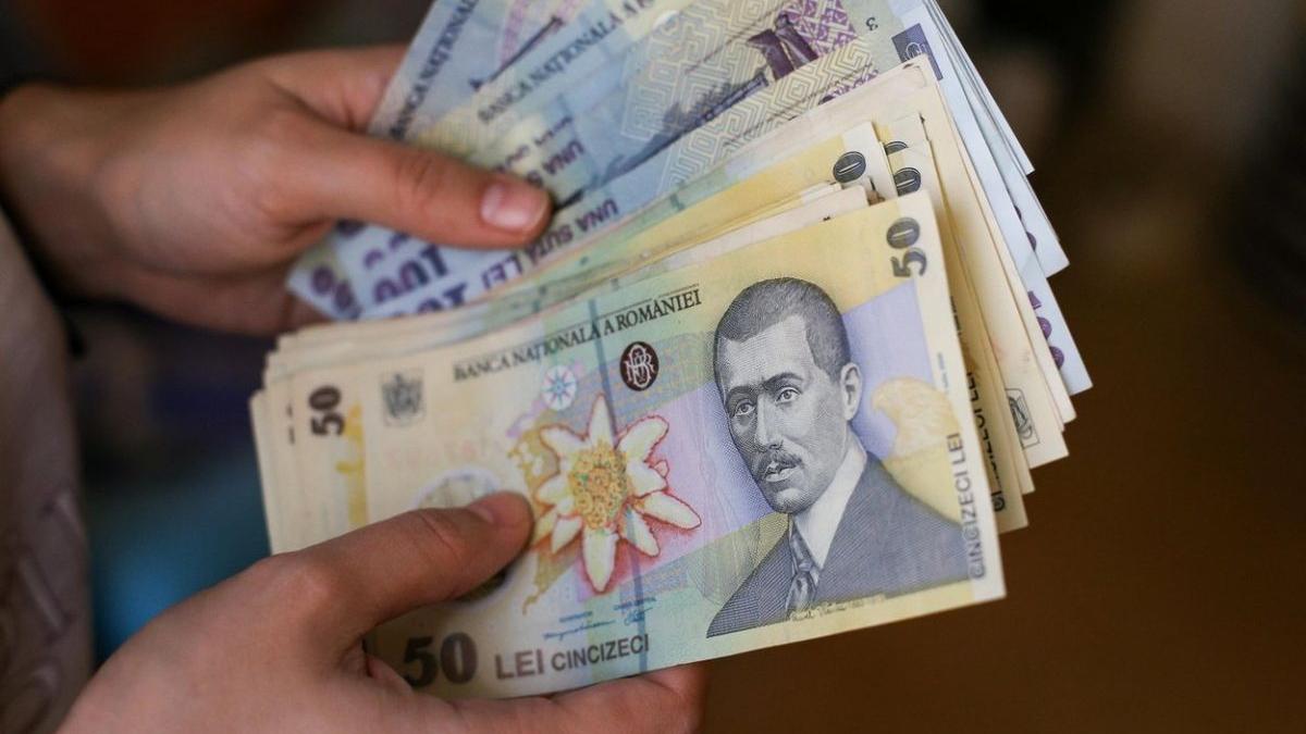 Salarii mari pentru sefii companiilor Primariei Iasi